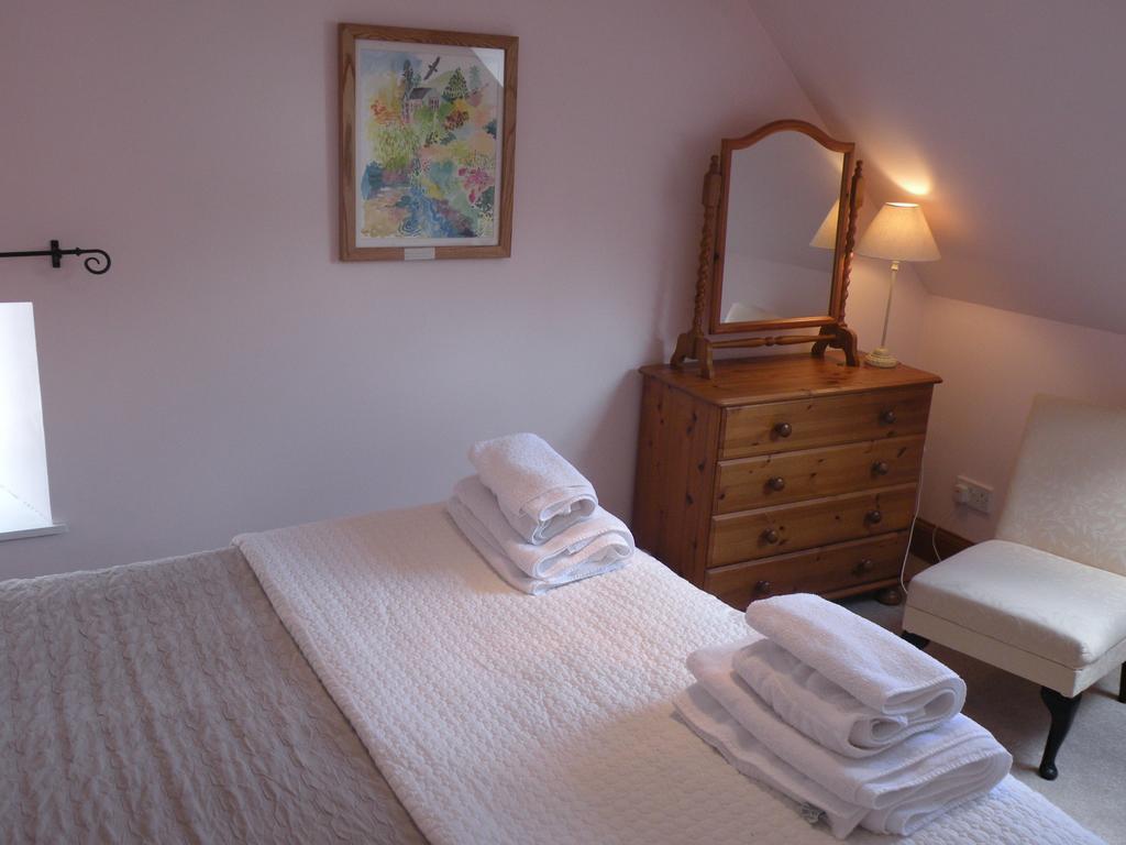 Mchugh And Loudon Cottages Saint Catherines Esterno foto